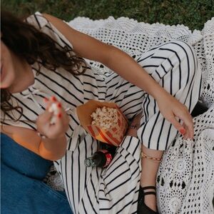 Zara Girls Bow Trimmed Striped Matching Top and Pant Set